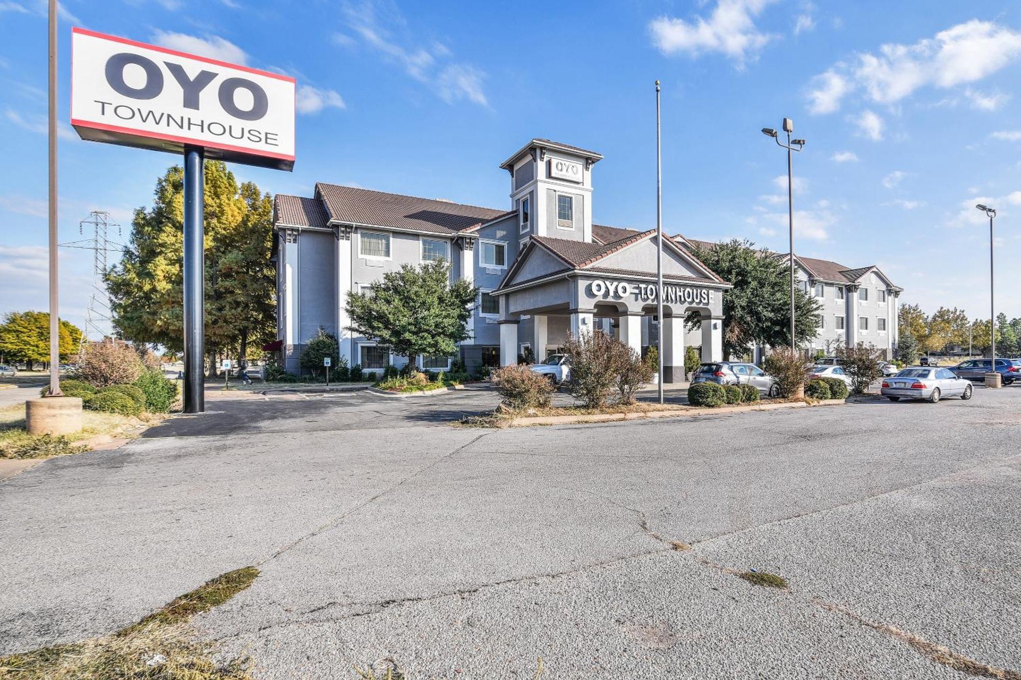 Oyo Townhouse Oklahoma City Airport Kültér fotó